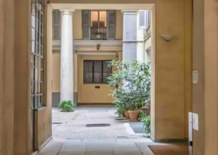 Guesthost - Cosy Milano-brera Daire Milano